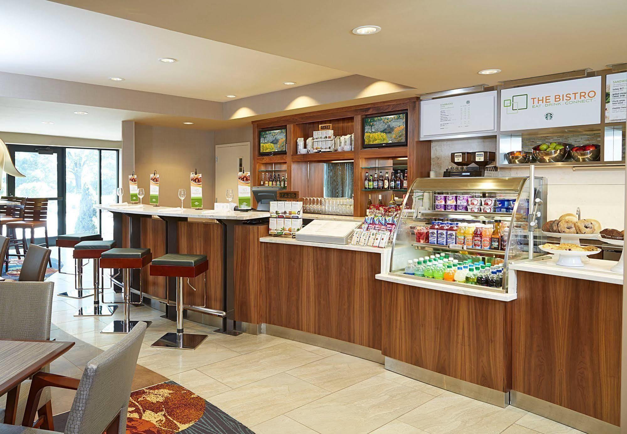 Courtyard By Marriott Ithaca Airport/University Extérieur photo