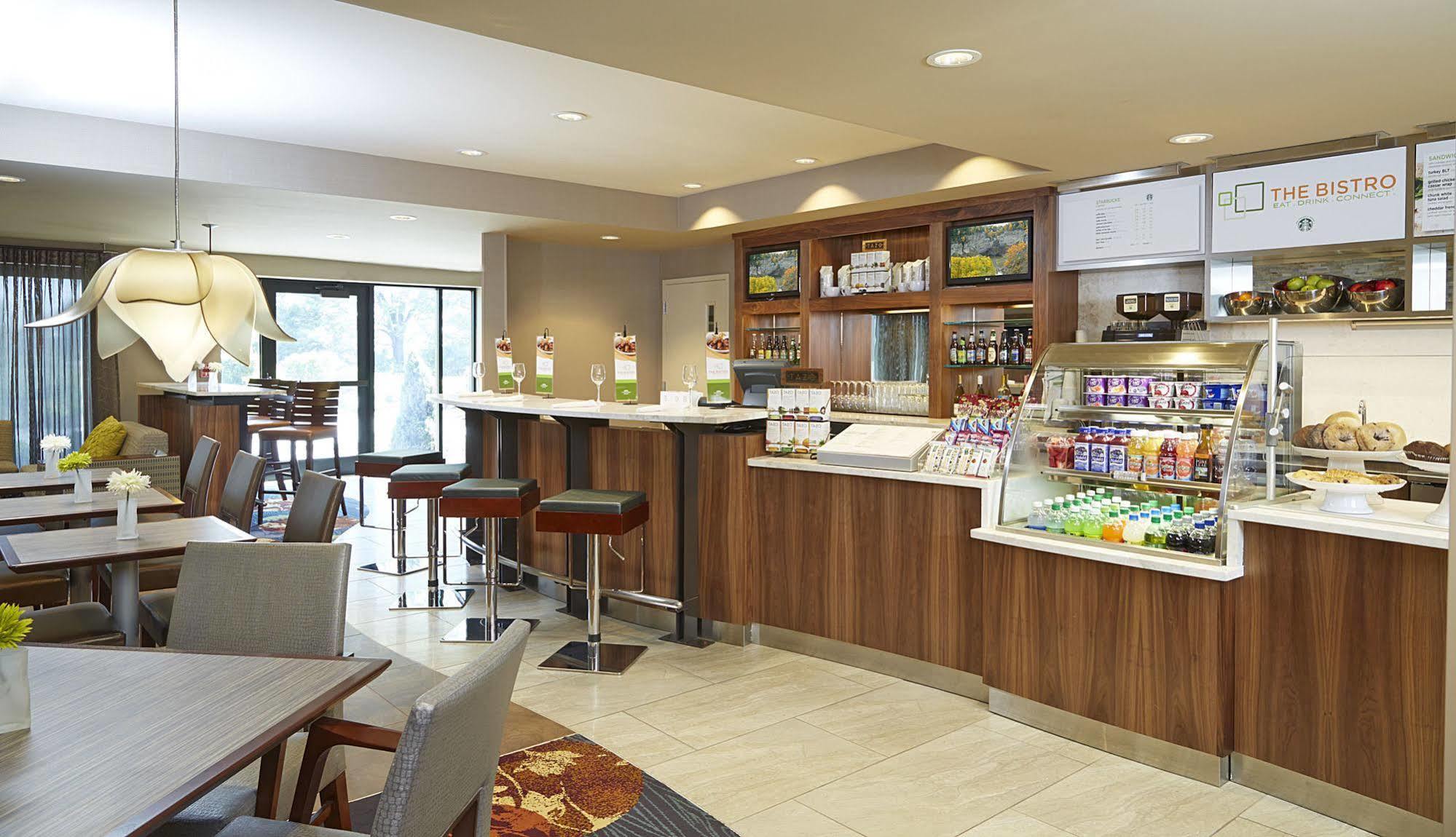 Courtyard By Marriott Ithaca Airport/University Extérieur photo